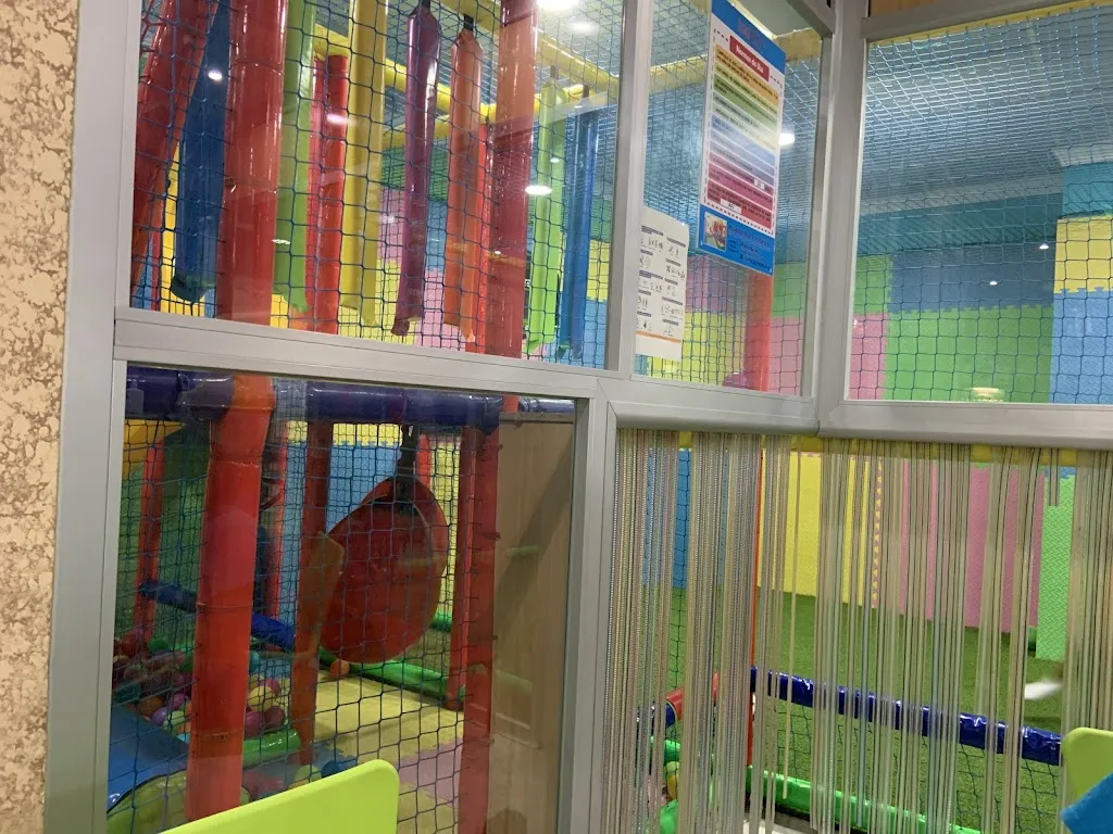 S & J Thomas_El Mono Loco_Iznájar_review