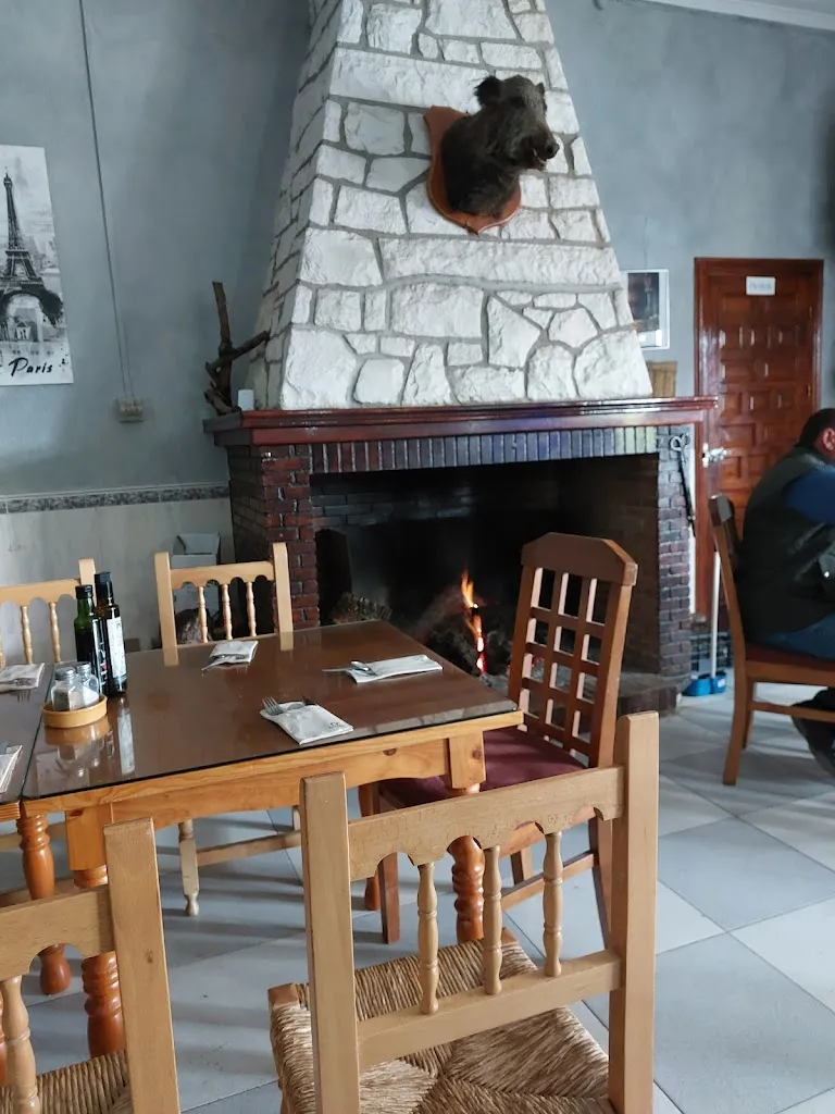 Garry Wilkinson_Bar El Montecillo_Iznájar_review