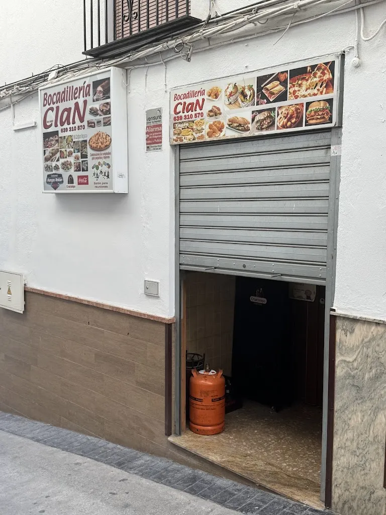 Esperanza Medina_Bocadillería Clan_Iznájar_review