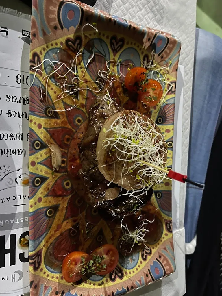 luis haro_Restaurante Hucho's café&bar_Guadalcázar_review