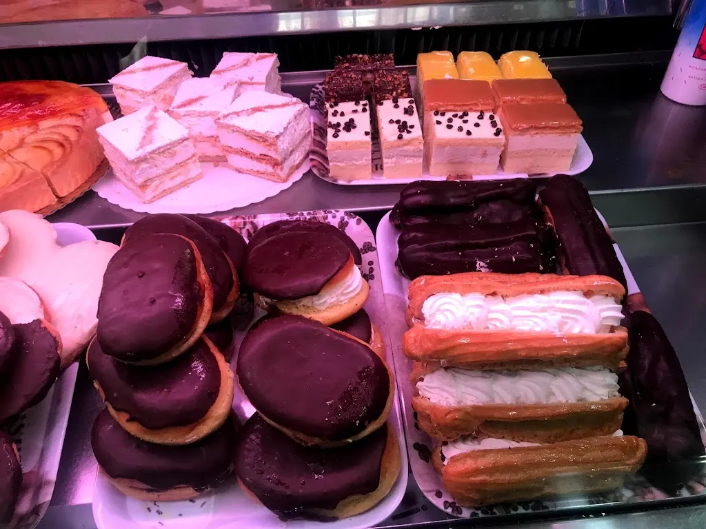 Restaurante Hucho's café&bar_Guadalcázar_slider_image_3