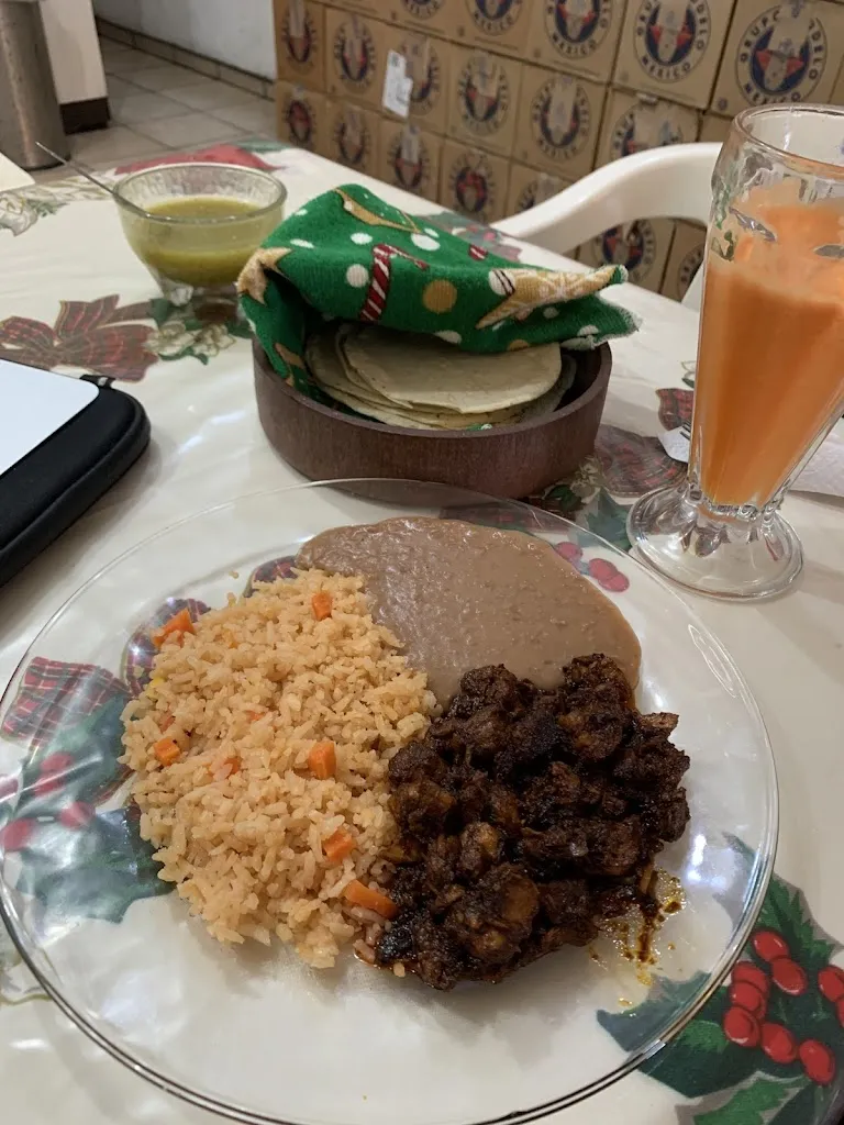 Menu_Restaurante SUSU_Guadalcázar_image_3