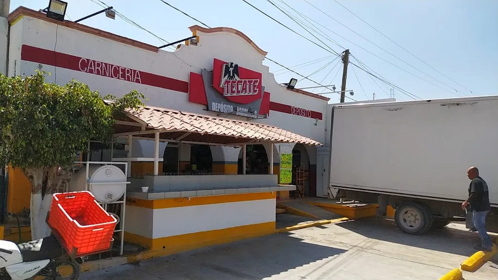 Restaurante y Carniceria El Cabriteño restaurant in Guadalcázar