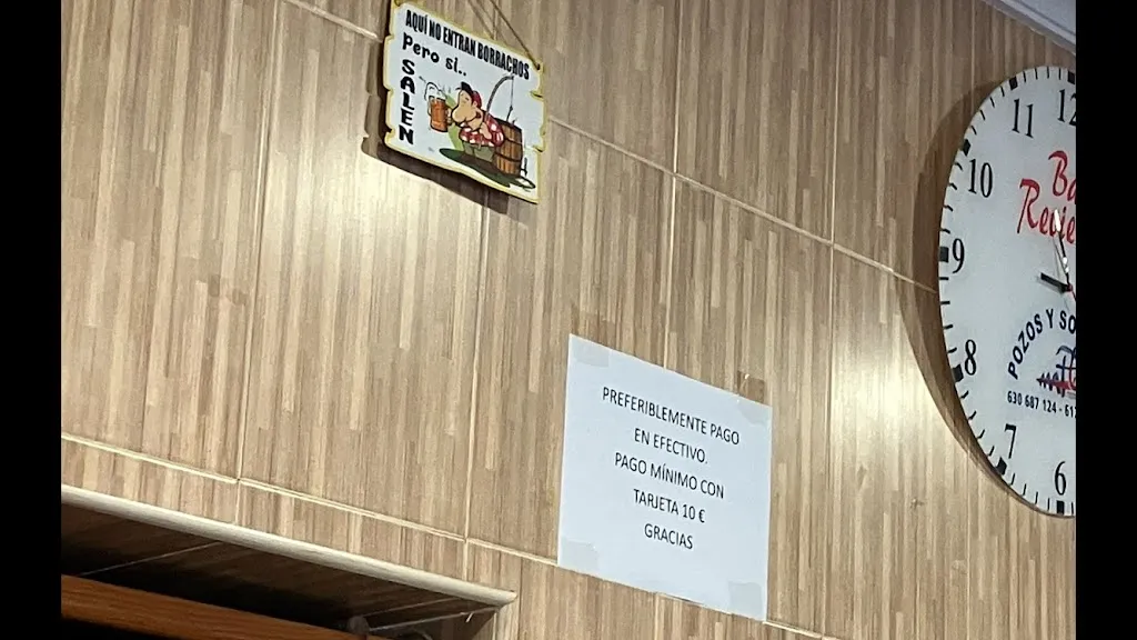 Huan Grande_Bar López_Monturque_review