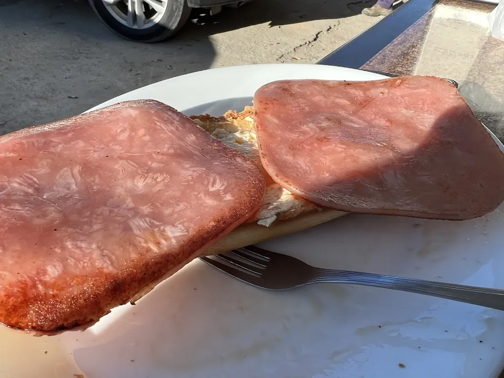 david gallardo_Bar López_Monturque_review