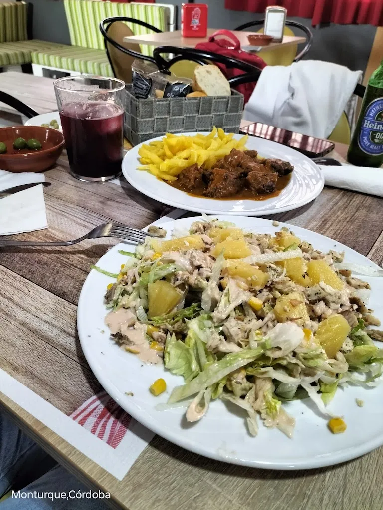 luisa sanchez_Asador Basi_Monturque_review