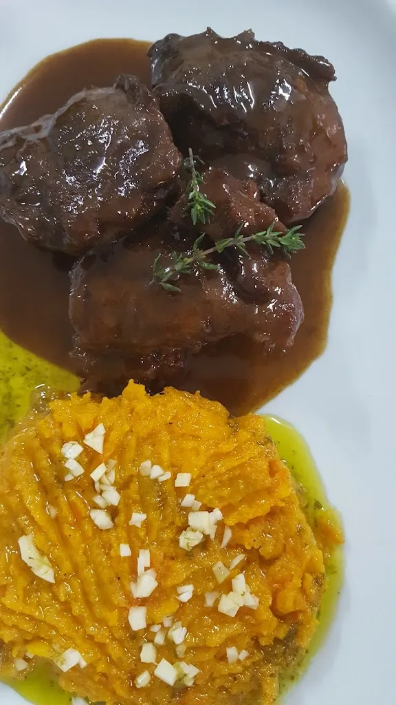 Restaurante Entrada_Montoro_slider_image_3