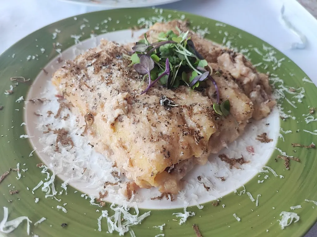 CATALINA MORENO BENITEZ_Casa Jose_Montoro_review