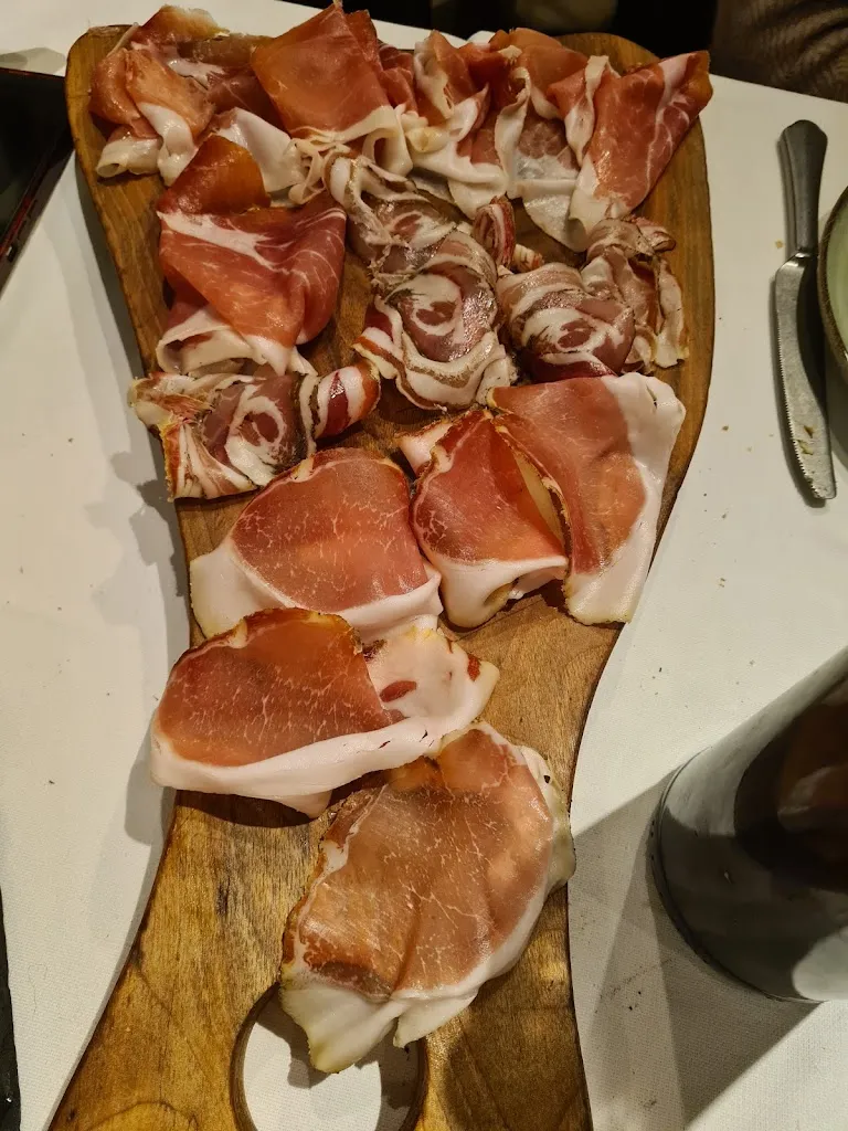 Fabrizio_l'Oste e il Porco_Montoro_review