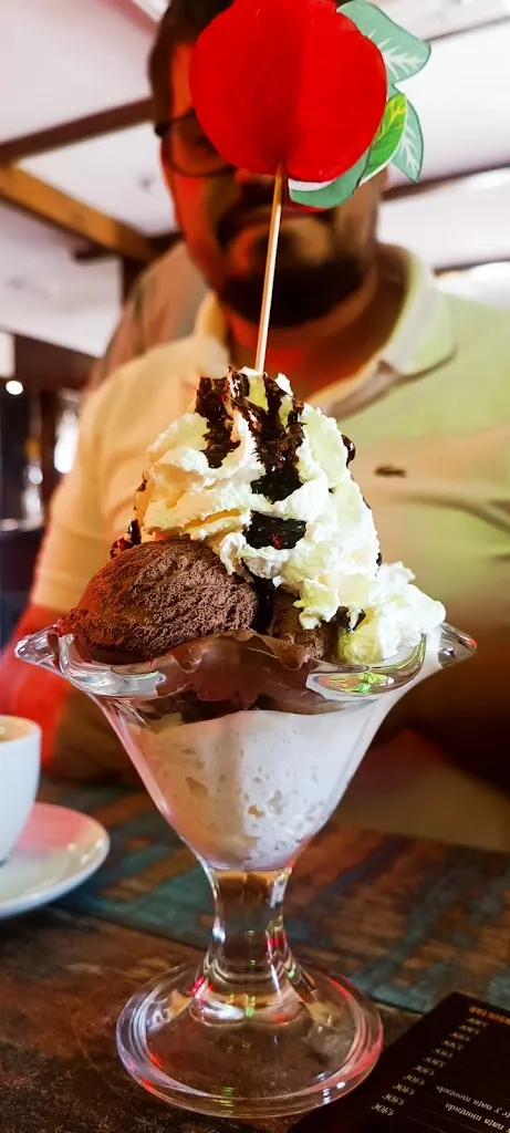 CAPI Capiweb_Restaurante John's Corner_Montoro_review