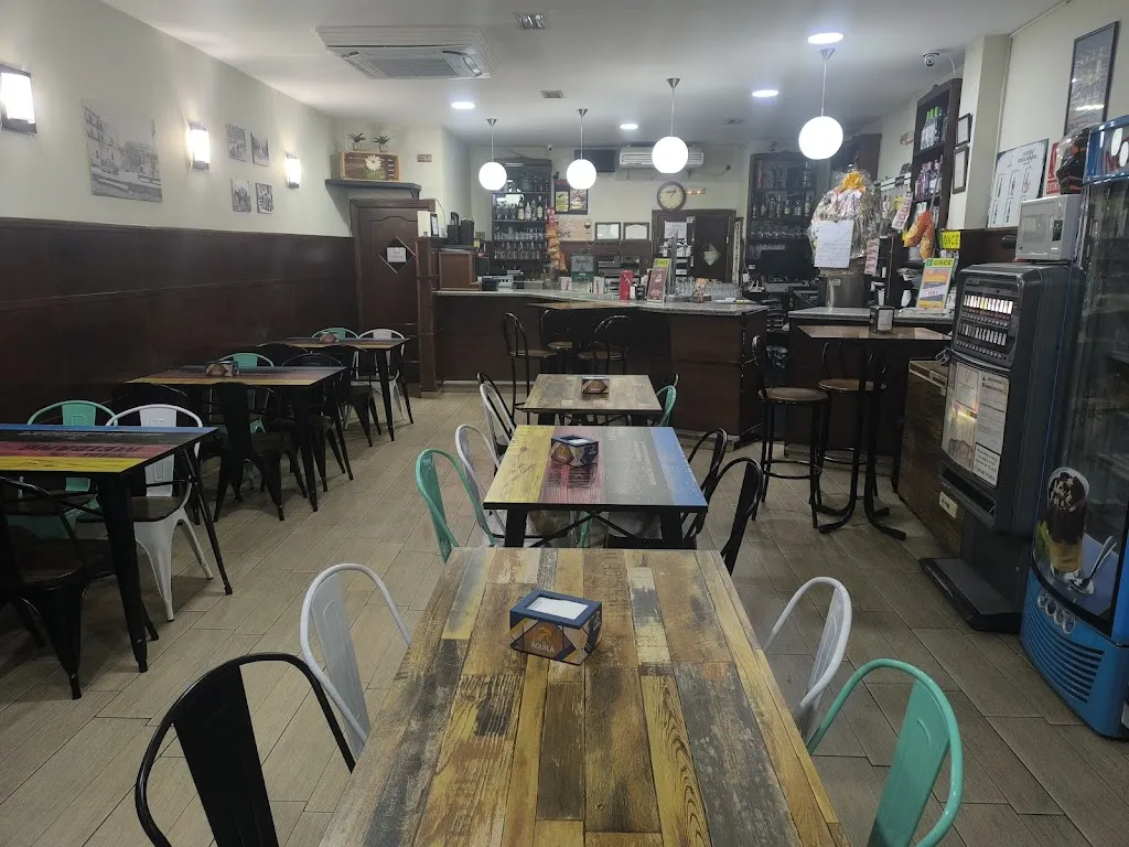 Cafetería Pizzería Donde Siempre restaurant in Montoro