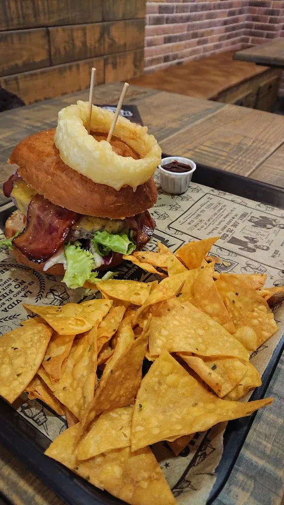 Crivel - BoxerFood - Montoro - Genuine Street Food_Montoro_slider_image_1