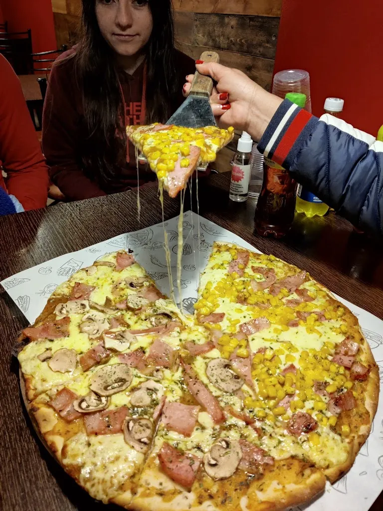 Menu_Monster Pizza Carcelen_Carcelén_image_6