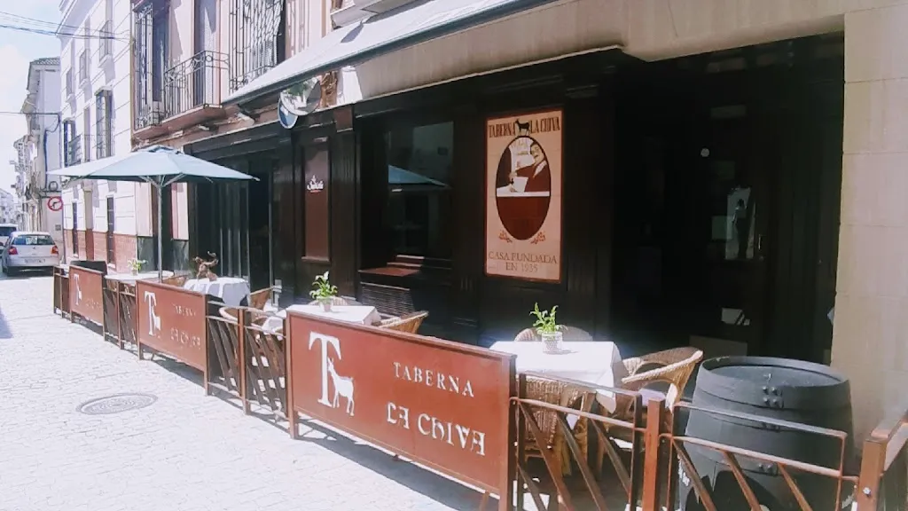 RESTAURANTE-TABERNA LA CHIVA ristorante a Montilla