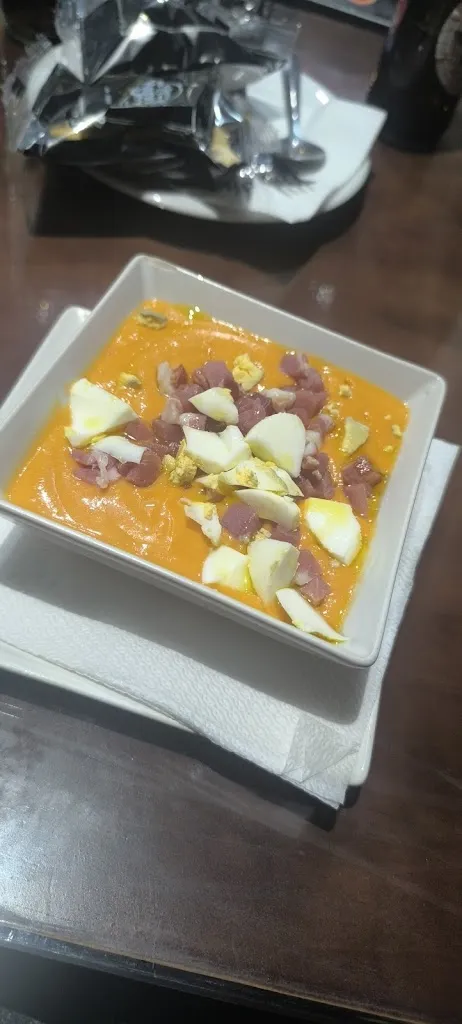 Thara Geuse_Punto y Coma - El Enganche_Montilla_review