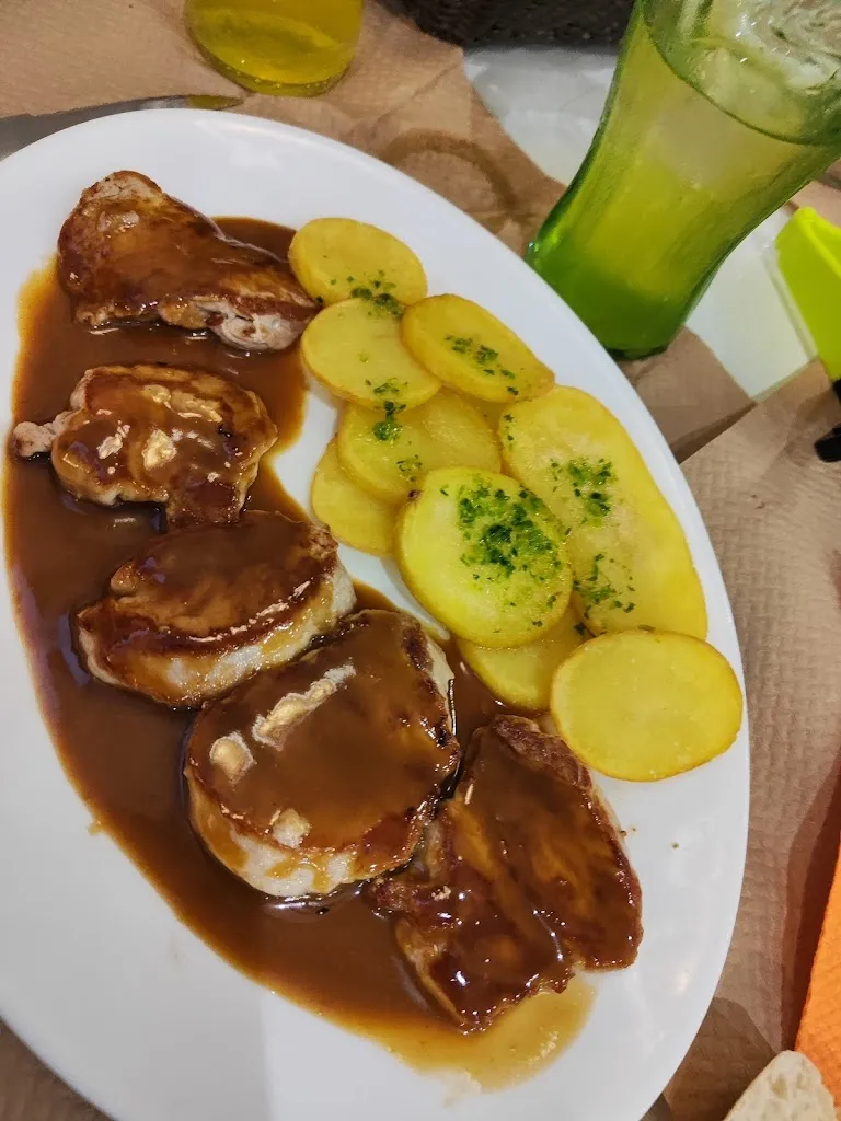 Bar-restaurante Pacheco_Peñarroya-Pueblonuevo_slider_image_2