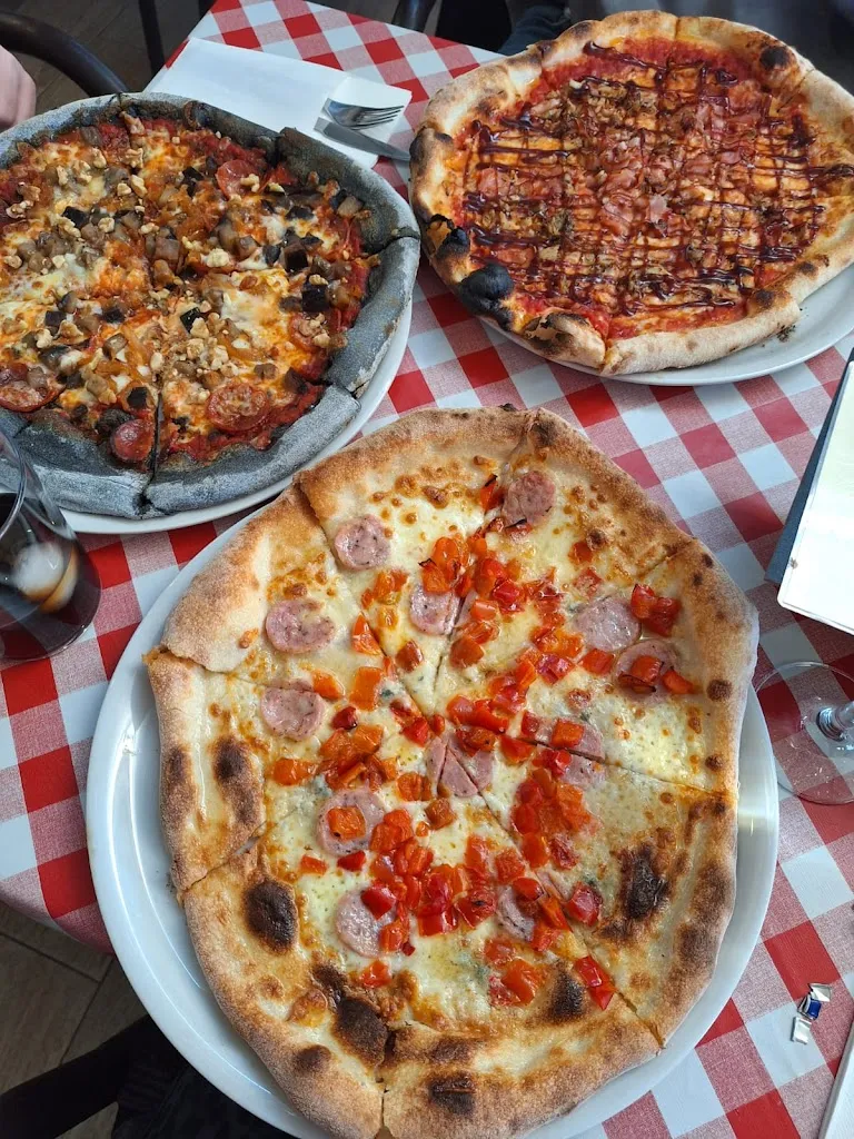 Pizzería Bella Mia_Peñarroya-Pueblonuevo_slider_image_3