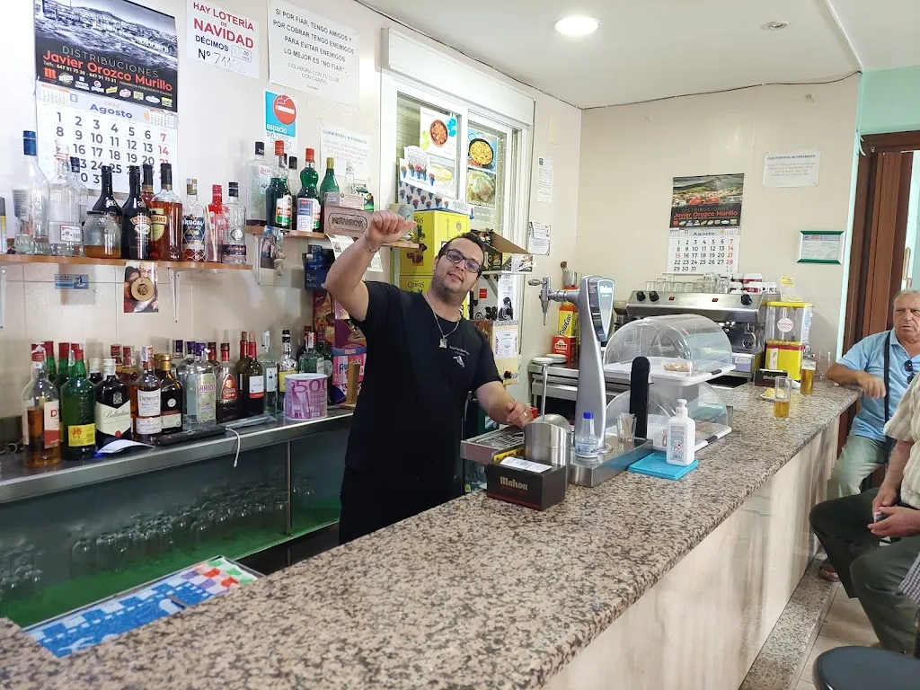 Joan González_Club Municipal de Pensionistas_Peñarroya-Pueblonuevo_recensione