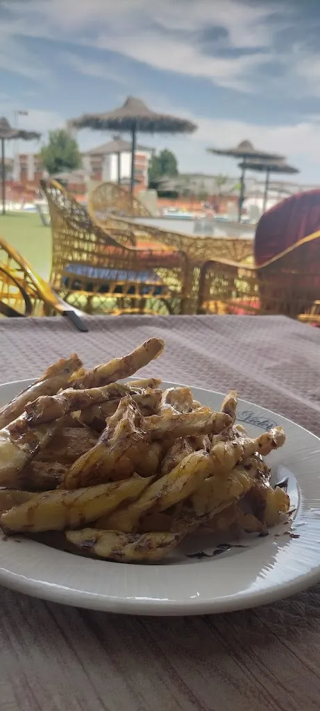 Menu_Complejo de ocio Victor_Peñarroya-Pueblonuevo_image_3