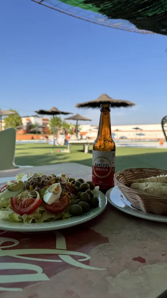 Kostya Lanevski_Complejo de ocio Victor_Peñarroya-Pueblonuevo_review