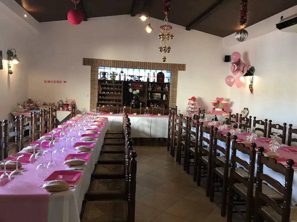 Bar Restaurante Estacion De Servicio La Piscina restaurant in Peñarroya-Pueblonuevo