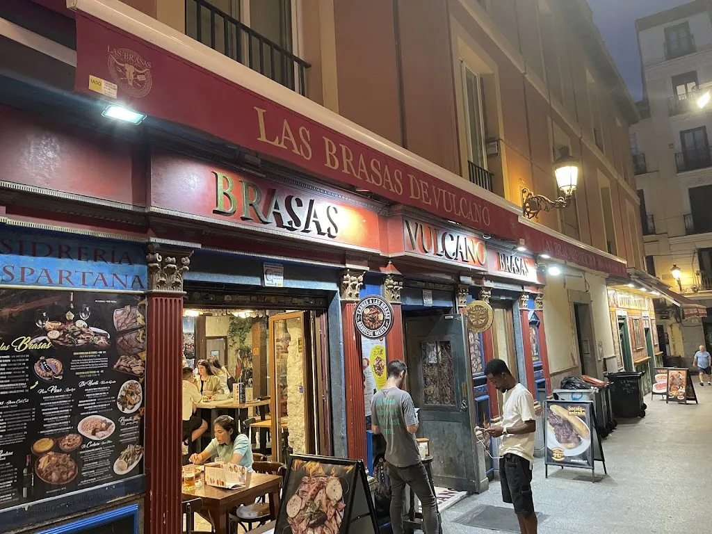 Las Brasas de Vulcano_Cabanas_slider_image_3