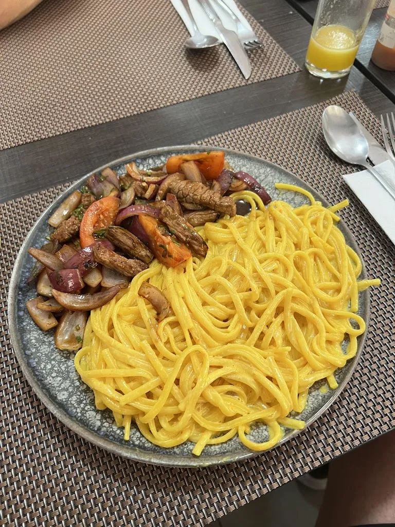 Carlos Castillo Melgarejo_El Bunker de Mazamorrita_Rute_recensione