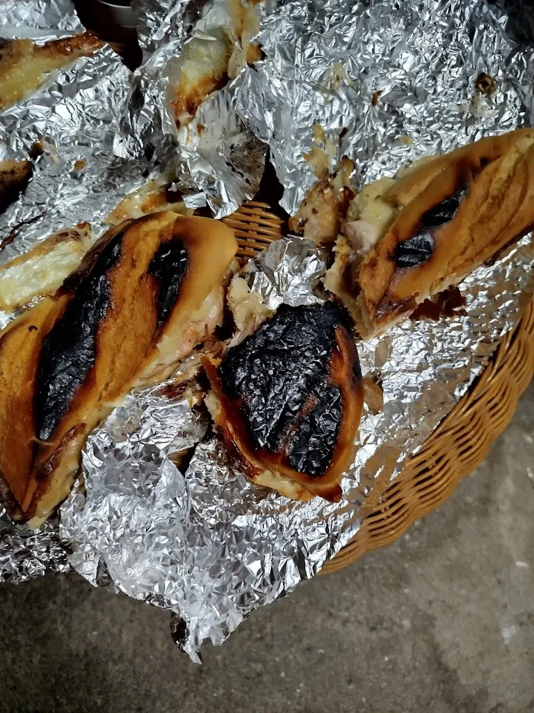 Elena Osuna Paez_Pomme de Comer_San Sebastián de los Ballesteros_review