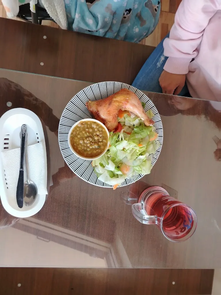 RESTAURANTE DE LA TIA MARY_Carcelén_slider_image_3