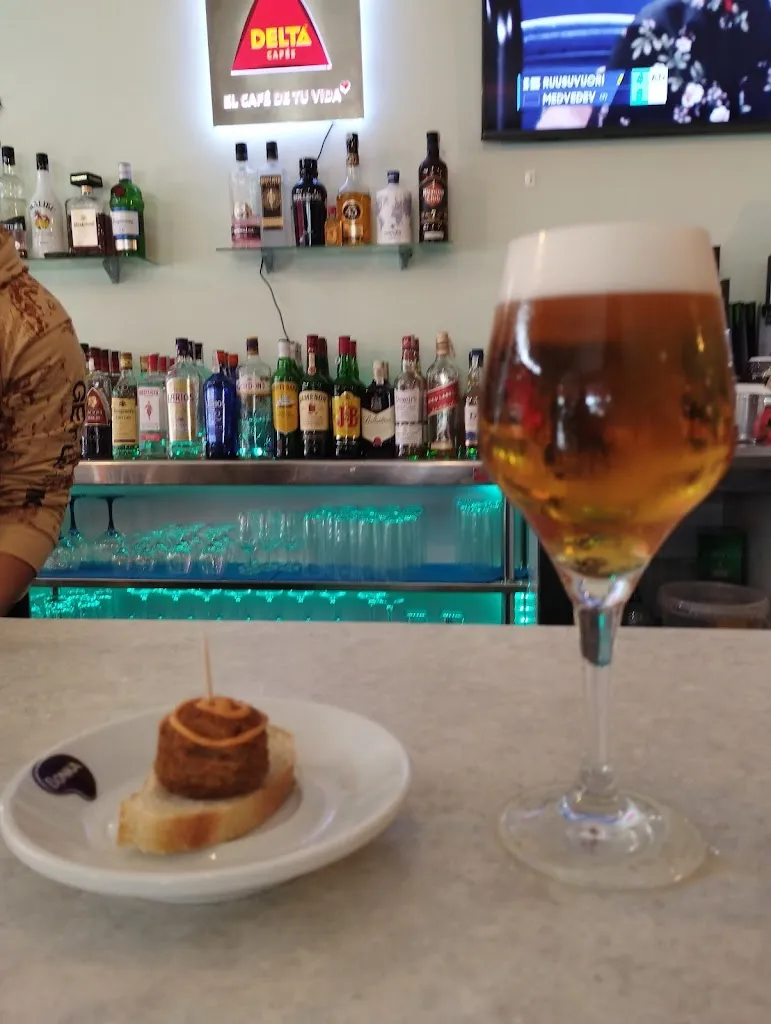 Jose Luis Fernandez_Bar El Paso_Pozoblanco_review