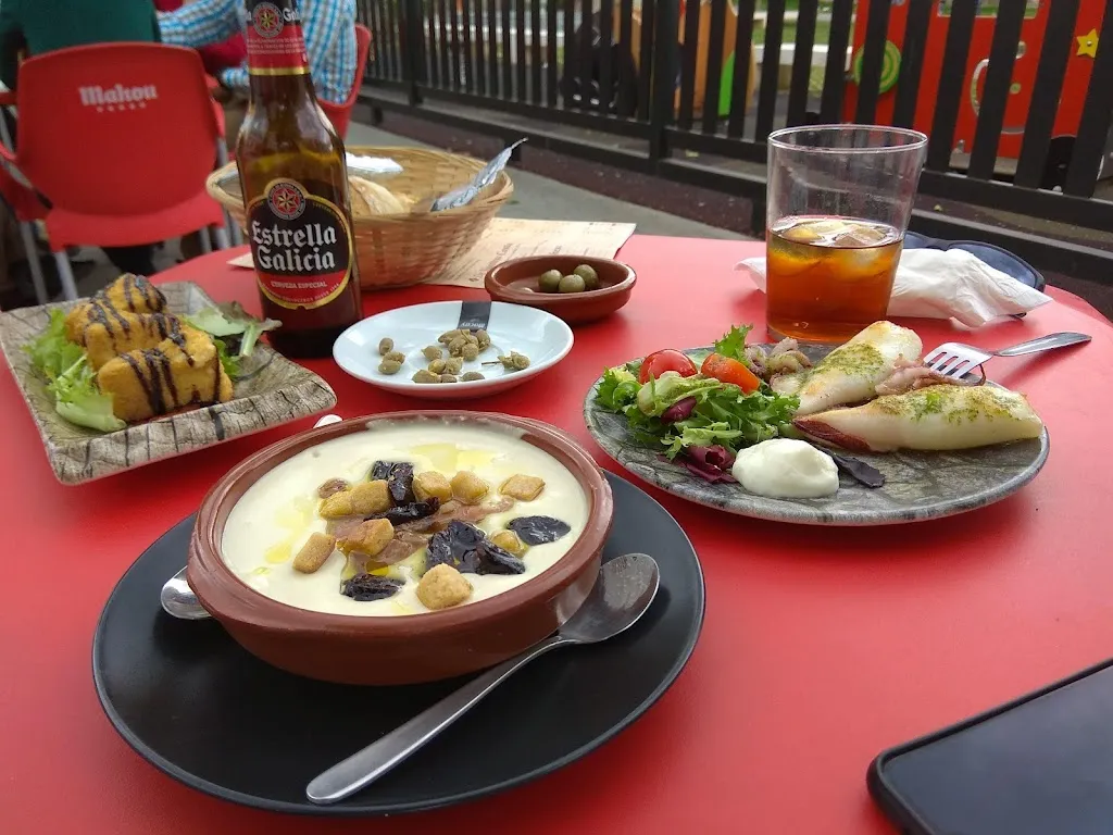 Inma S_Bar- Restaurante La Muralla de Palma_Palma del Río_Bewertung