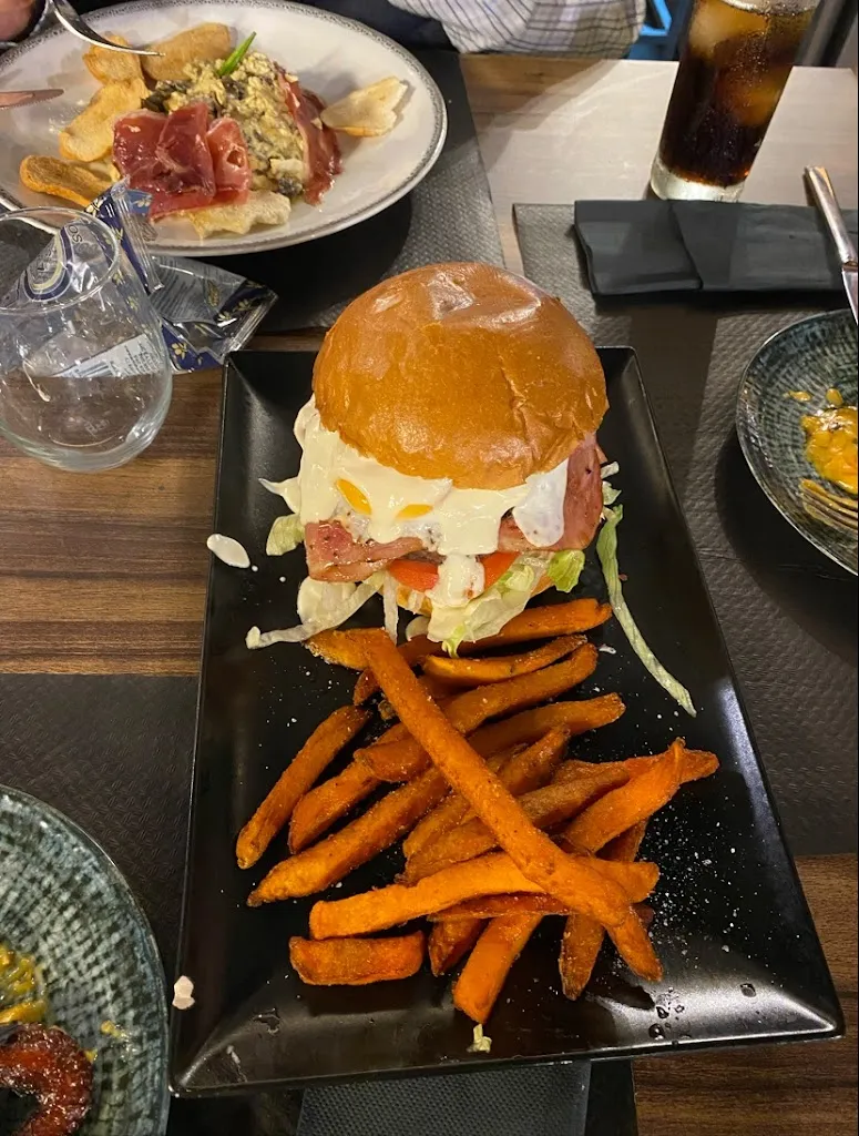 Lío Restaurante y Copas Palma del Río_Palma del Río_slider_image_3