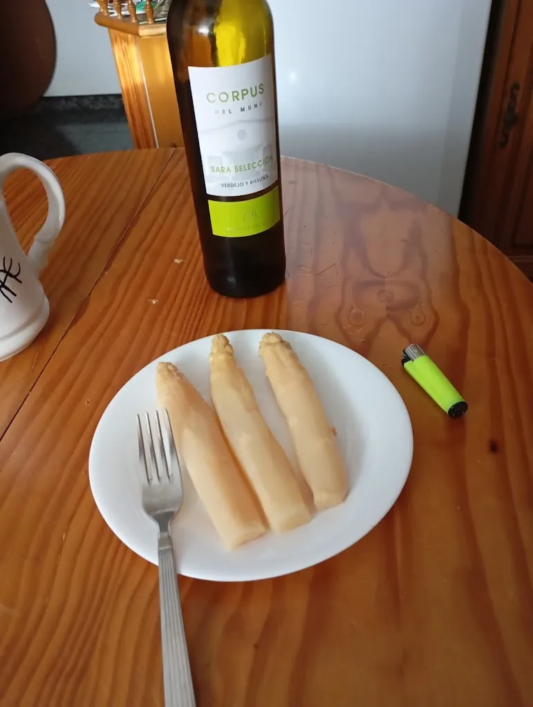 Miguel Angel Collado Escribano_Bar restaurante “Rincón del Moreno”_Ossa de Montiel_recensione