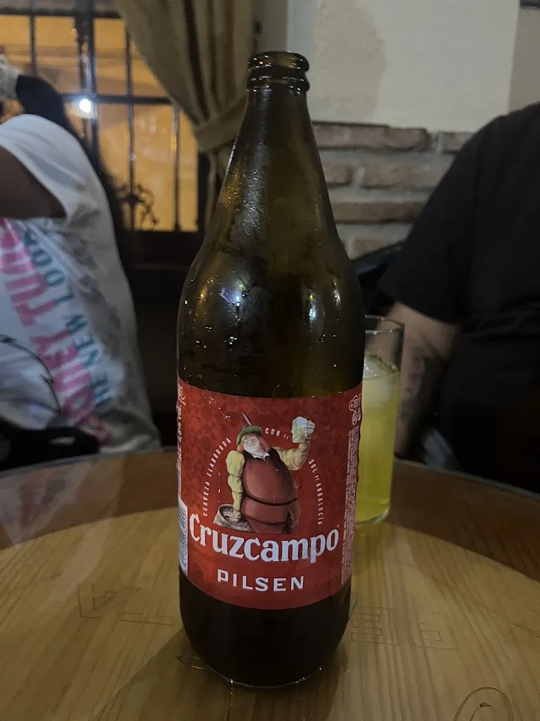 Marilyn Vargas_Bar Peralta_Palma del Río_recensione