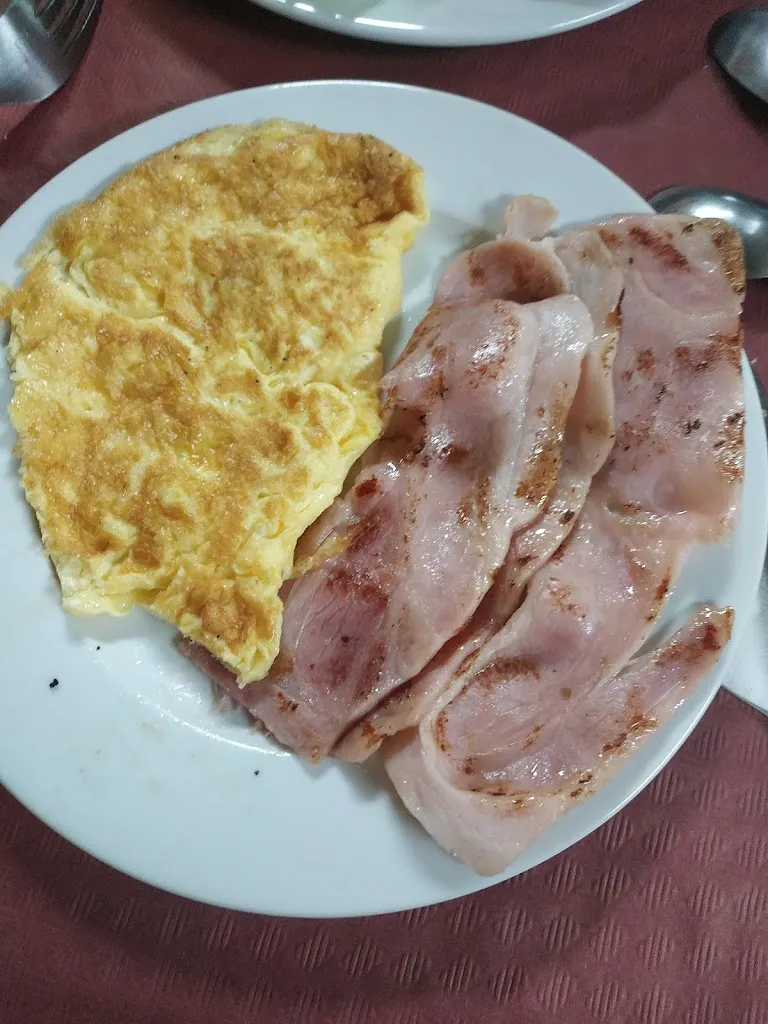 Paco Martínez Zafra_La Paz Bar Restaurante_Ossa de Montiel_review