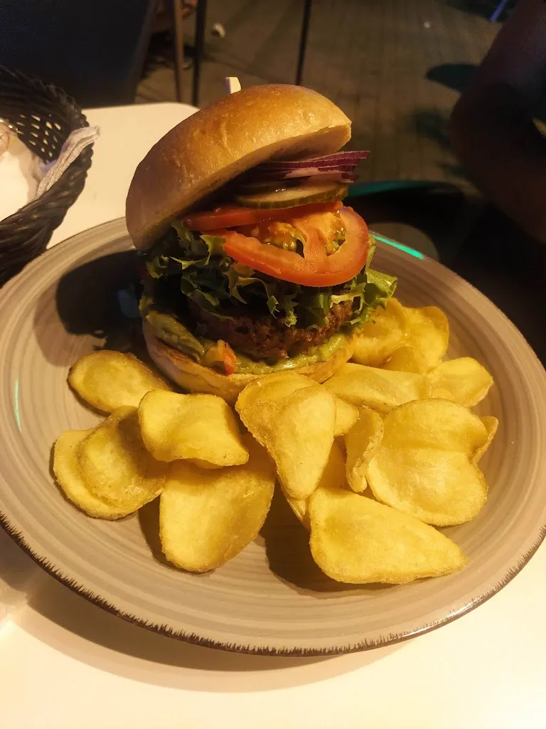 Almudena Reguera_Piccadilly Burger_Palma del Río_review