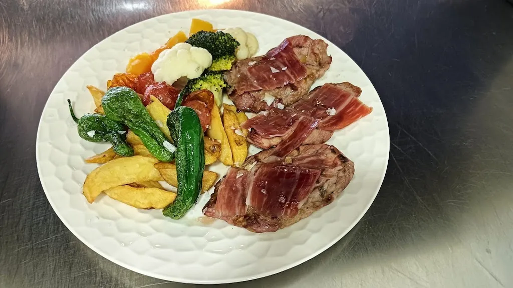 Enca Ruiz_Piccadilly Burger_Palma del Río_review