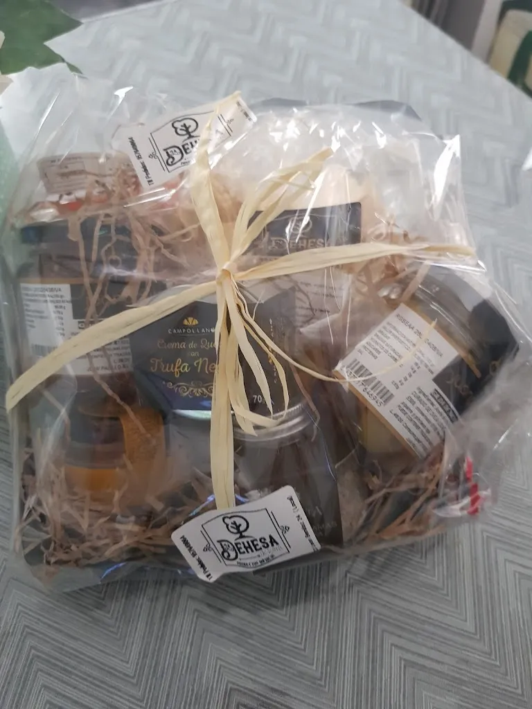 wilcraf Domínguez gomez_LA DEHESA DE PALMA - PRODUCTOS IBERICOS_Palma del Río_recensione