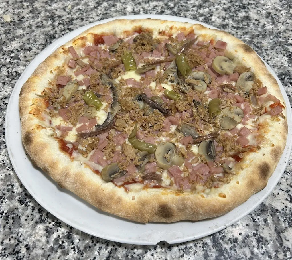 Pizza Rica restaurant in Palma del Río