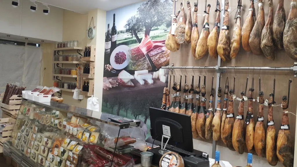 LA FÁBRICA JAMONES & QUESOS_Palma del Río_slider_image_3