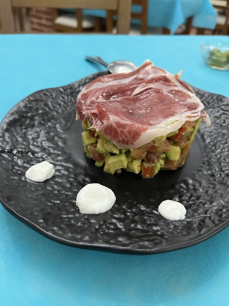 MARINA MARTINEZ ARENAS_Abrasador los Batanes_Ossa de Montiel_review