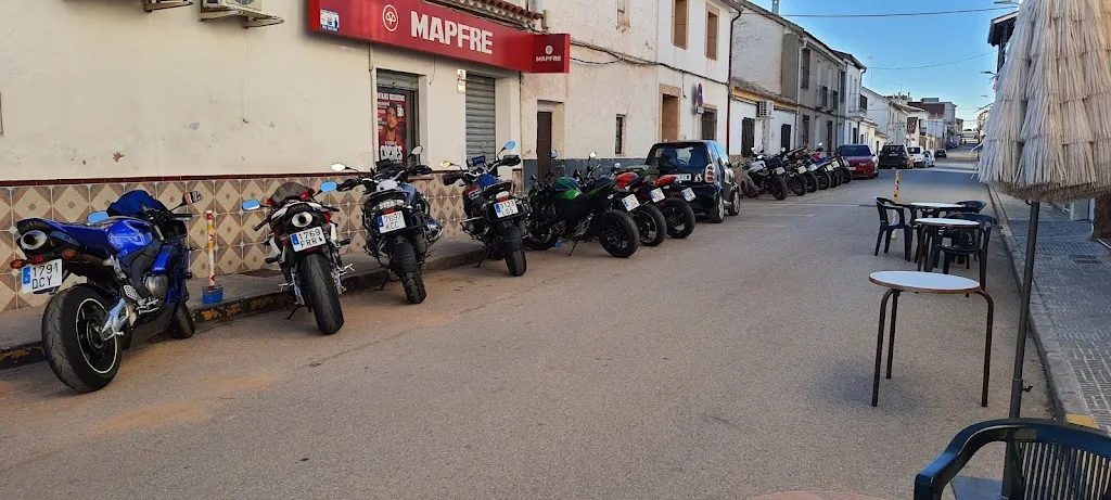 Oscar Javier Olmedo Perona_TEXAS SALOON PUB_Ossa de Montiel_review