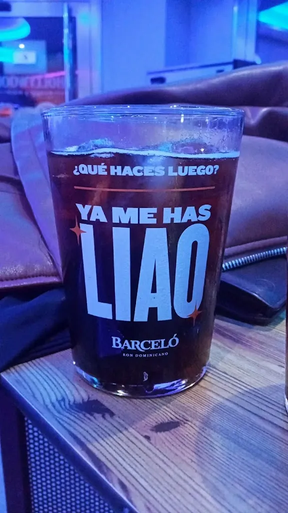 Marta Martin Garcia_PUB HOLLYWOOD_Priego de Córdoba_review