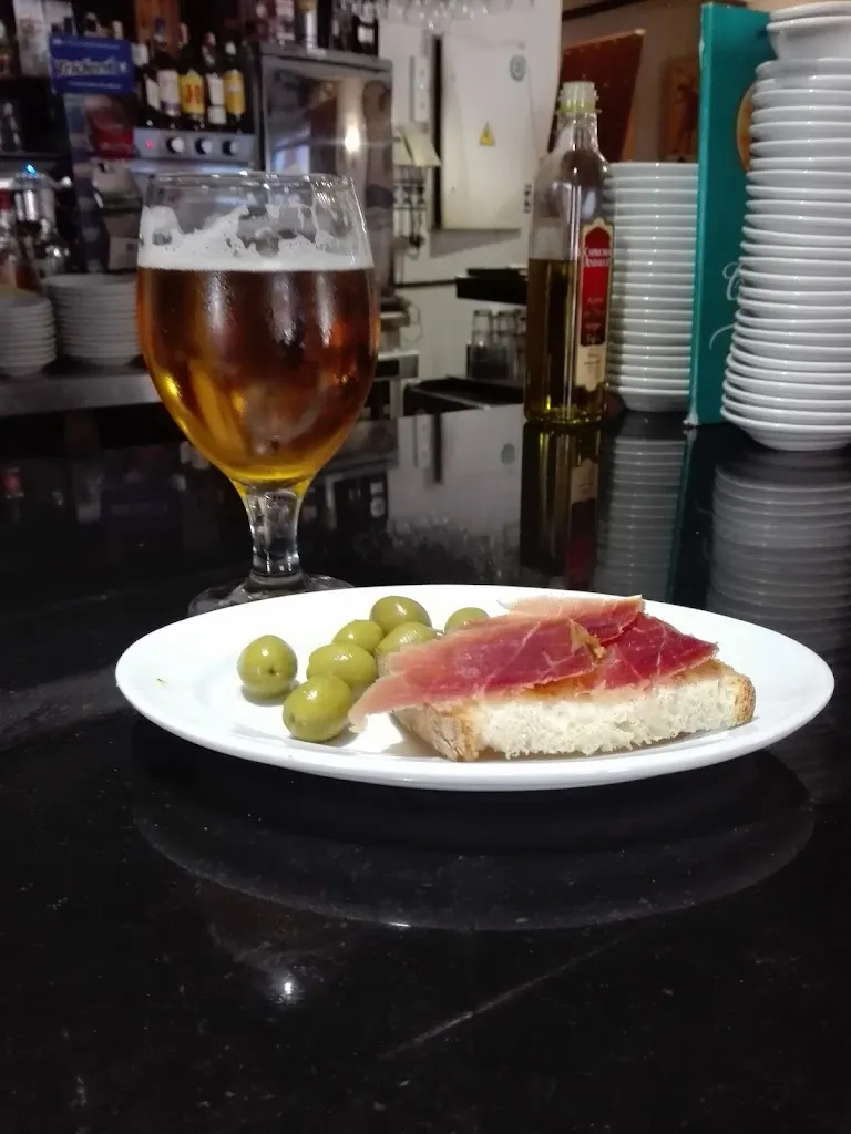 Bar Baena_Villa del Río_slider_image_3