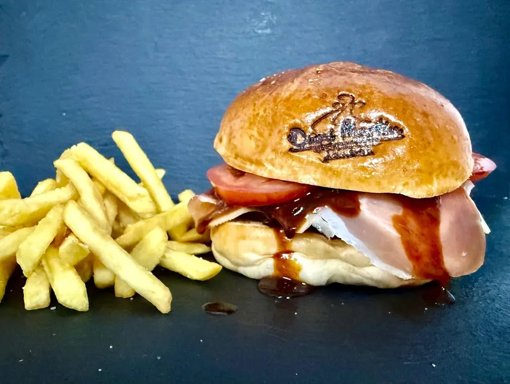 Asador Dani Martín_Villa del Río_slider_image_1