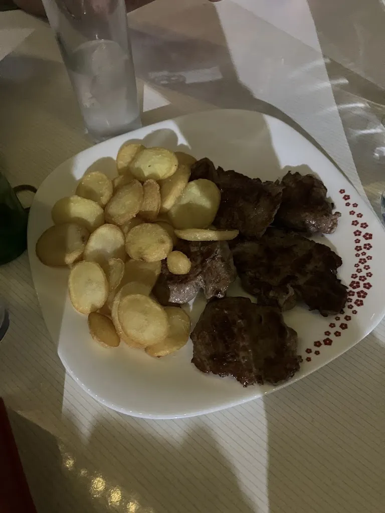 Bar Sheyla restaurant in Villaralto