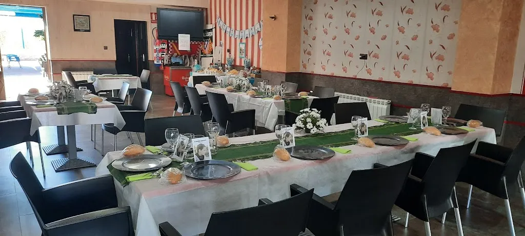 BAR KARIBA restaurant in Villaralto