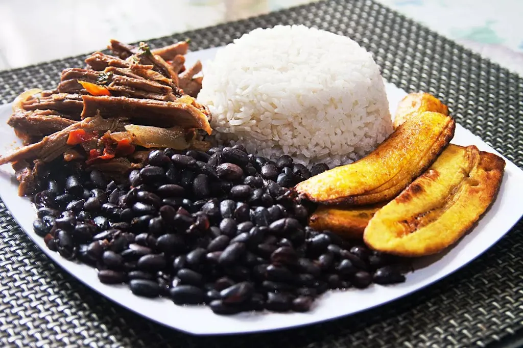 Menu_Centro Social Polivalente La Tribu_Alcohujate_image_7