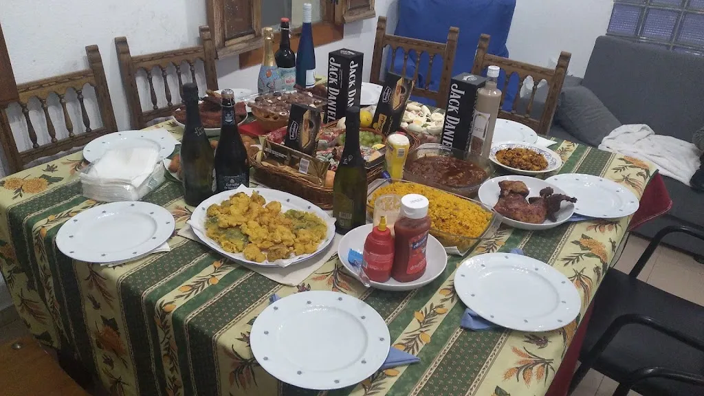 Menu_Centro Social Polivalente La Tribu_Alcohujate_image_9