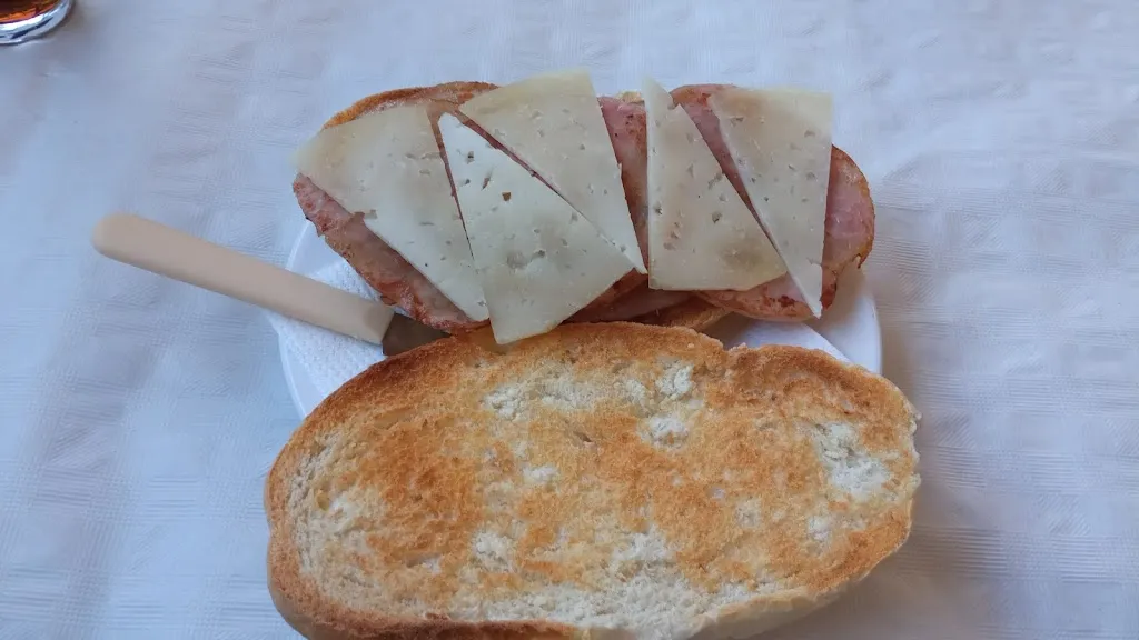 Menu_Bar-Restaurante Los Arcos_Puente Genil_image_9